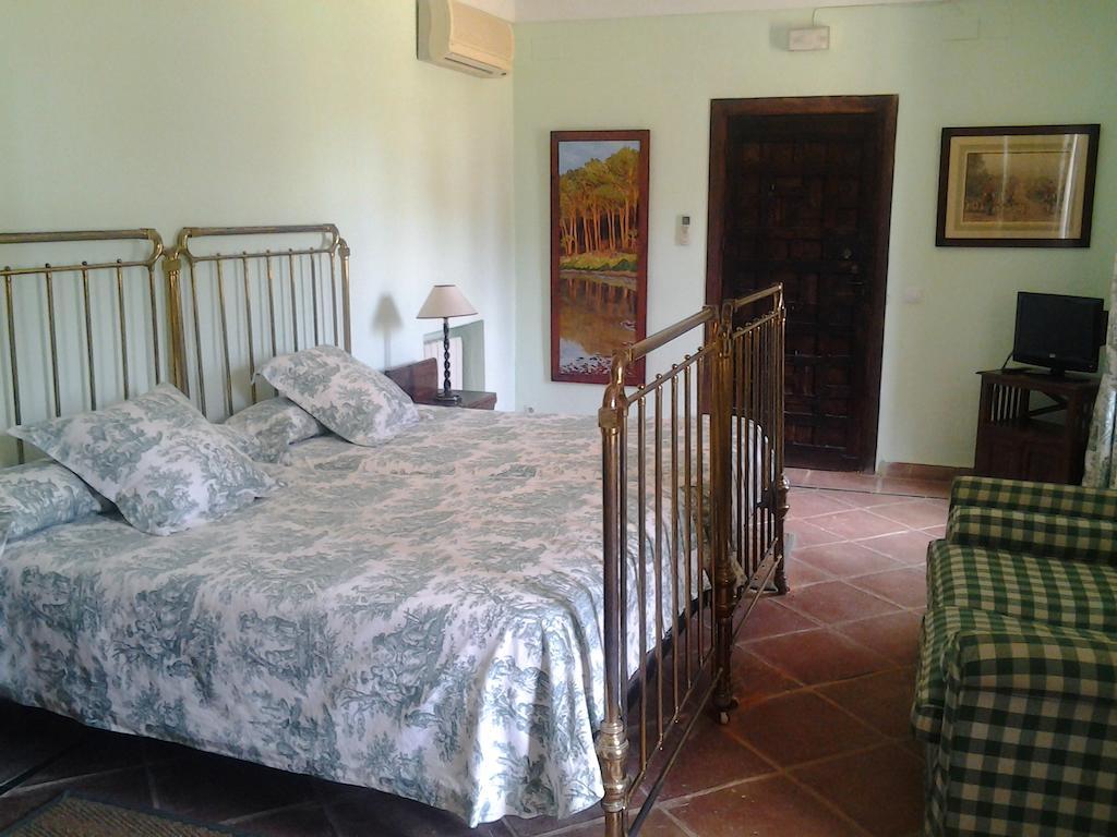 Hacienda La Indiana Los Palacios Y Villafranca Quarto foto