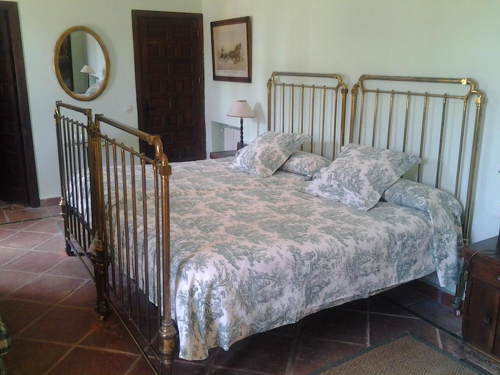 Hacienda La Indiana Los Palacios Y Villafranca Quarto foto